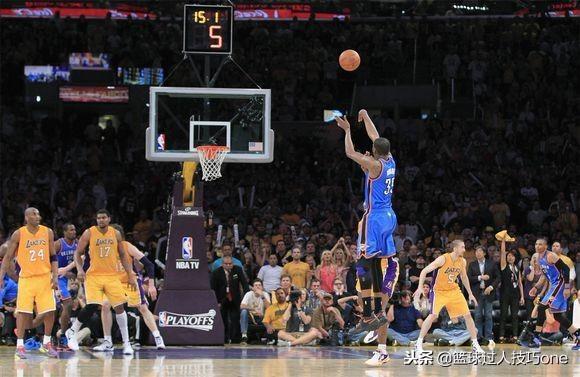 NBA-詹姆斯三分绝杀雷霆，湖人终结对手11连胜登顶西部引热议